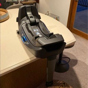 Nuna Pipa RELX Base / New